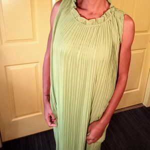 Lime green pleated sleeveless ankle length dress *vintage style- so cute!